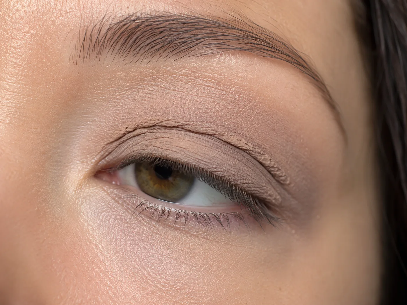Cream Eyeshadow Creases Fast